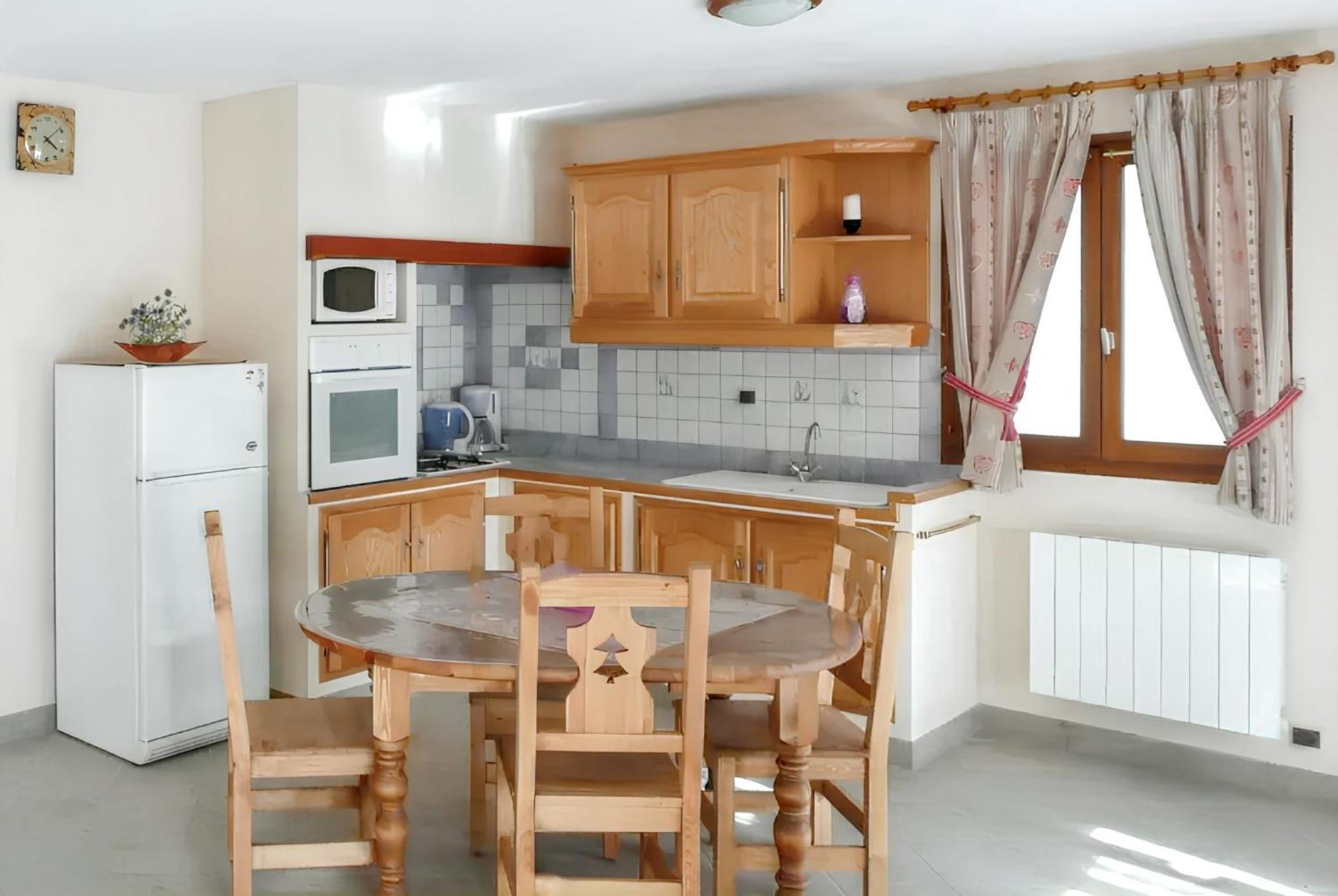 Appartement Paisible A Saint-Crepin Avec Vue Sur La Montagne Exteriér fotografie