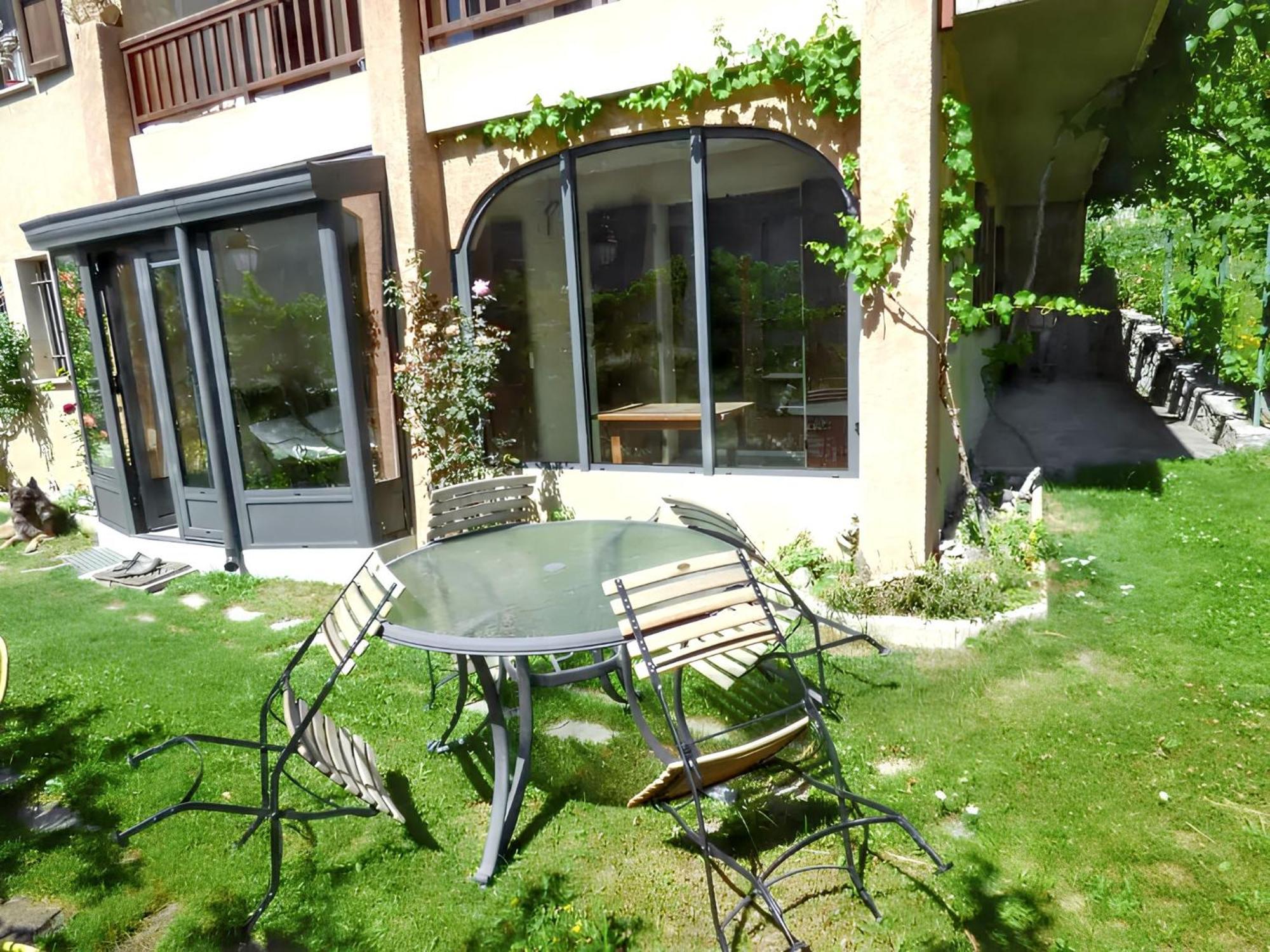 Appartement Paisible A Saint-Crepin Avec Vue Sur La Montagne Exteriér fotografie